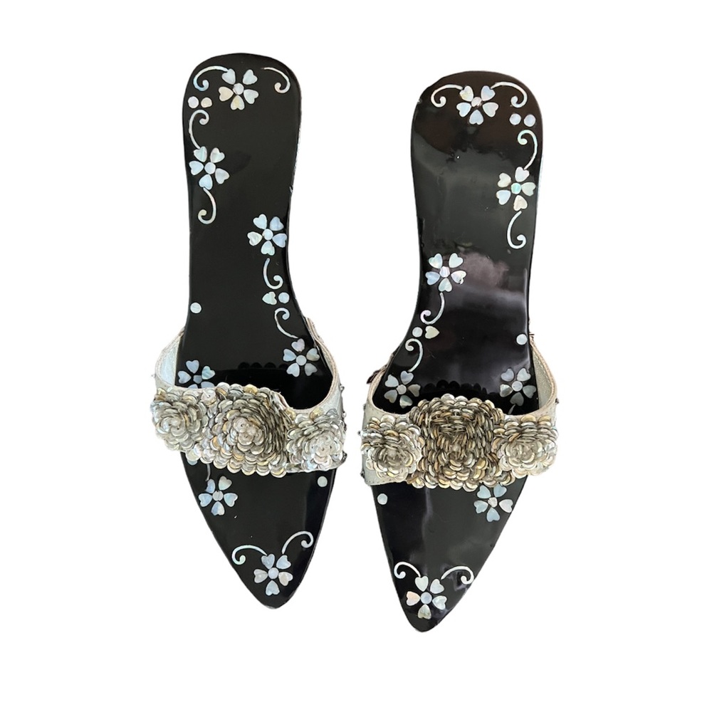 Wooden shoes with sequins and flower details